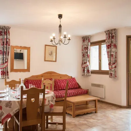 Apartment 6 Pers Au Pied Des Pistes, A Cote Des Commodites Et Telecabine, Val Cenis - Fr-1-508-6