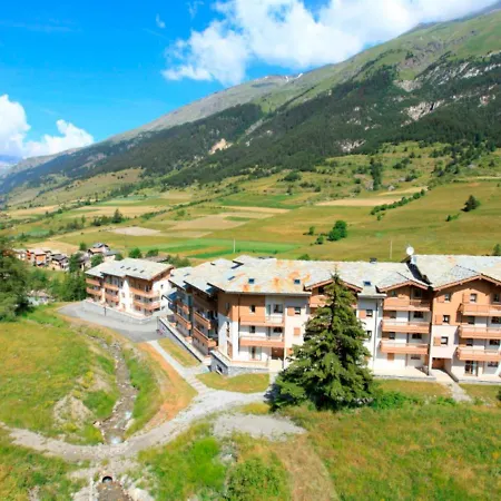Apartment 6 Pers Au Pied Des Pistes, A Cote Des Commodites Et Telecabine, Val Cenis - Fr-1-508-6 Lanslevillard